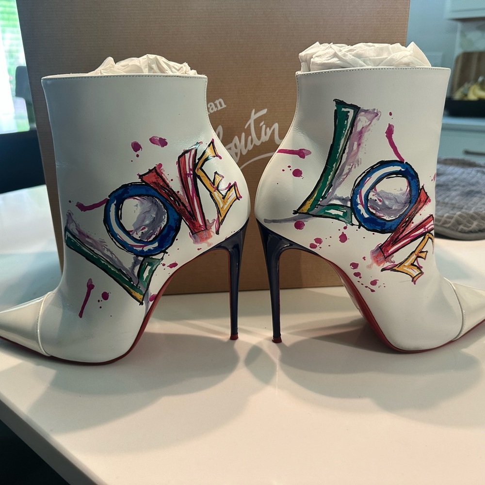 Authentic!! Love Christian Louboutin Boots! Great condition!